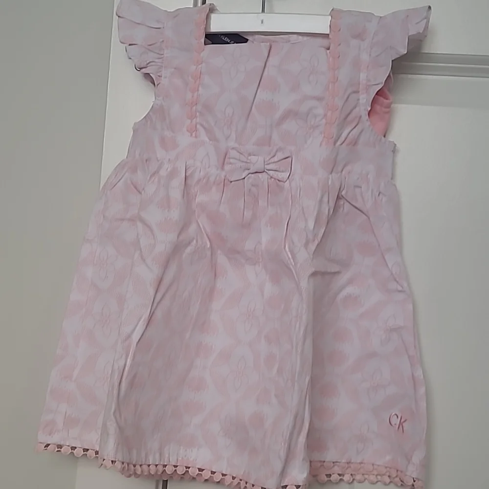 Dress - Picture 1 of 1